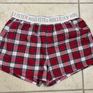 HOLLISTER Women's Classic Flannel Boxer Shorts Small Red Plaid NWOT